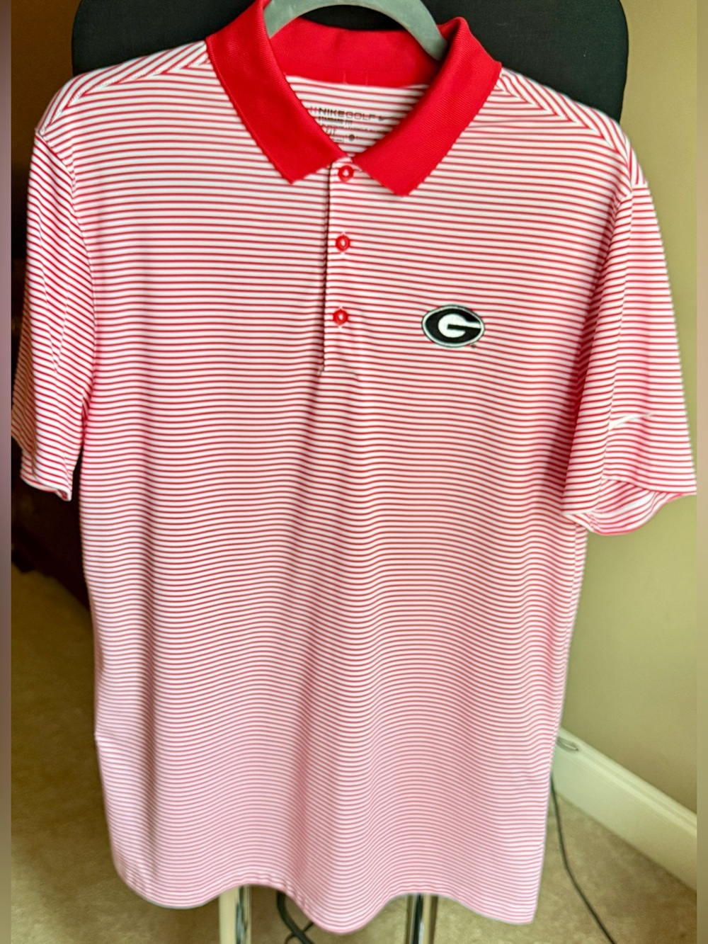 Men’s Georgia Bulldogs Red Stripe Nike Dri-FIT Polo Shirt - Size Medium